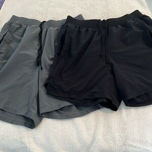 2 Pair EUC Under Armour Mens Fitted Heat Gear Running Shorts Medium